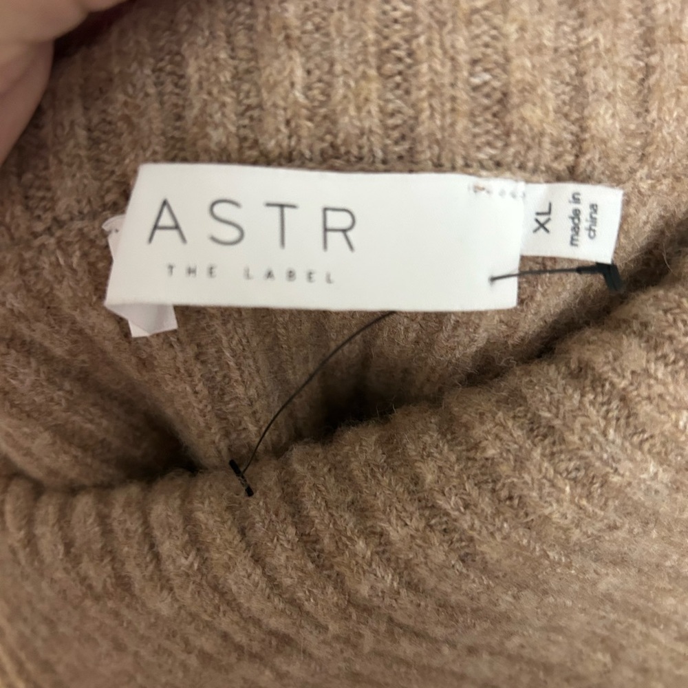 ASTR Off the Shoulder Ribbed Knit Sweater - Picture 2 of 3